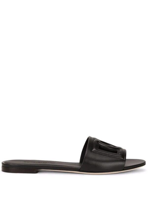 Dolce & Gabbana  DG Millennials logo slides