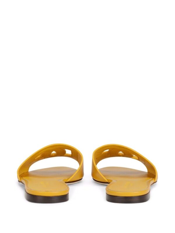 Dolce & Gabbana  DG Millennials logo slides - Image 3