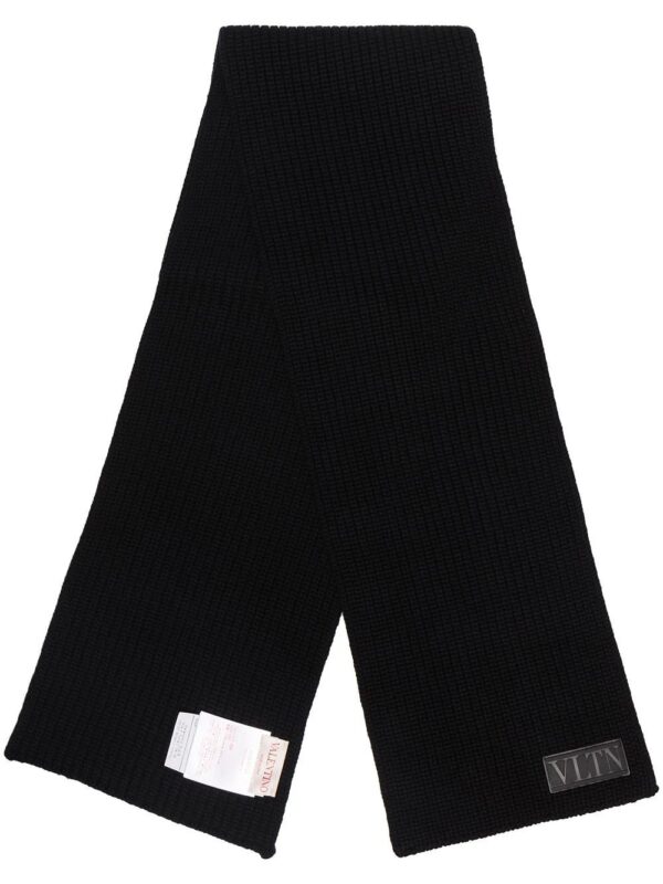 Valentino Garavani  VLTN logo patch knitted scarf
