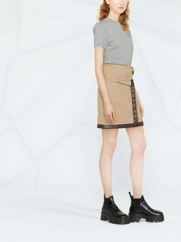 Off-White  Helvetica logo-print T-shirt - Image 4
