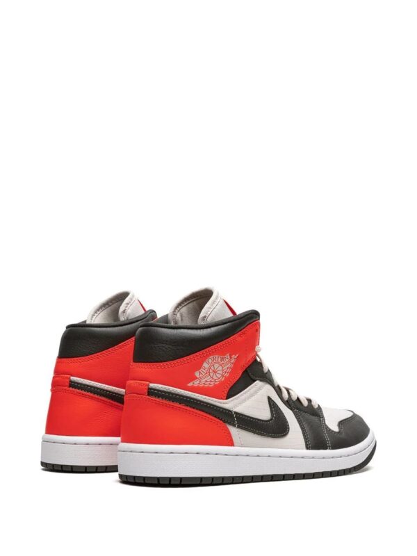 Jordan  Air Jordan 1 Mid SE sneakers - Image 3