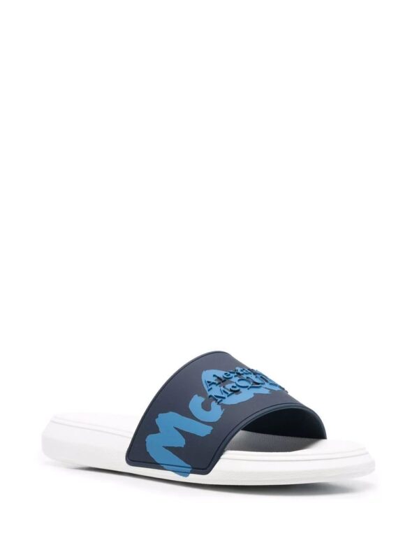 Alexander McQueen  embossed-logo slides - Image 2