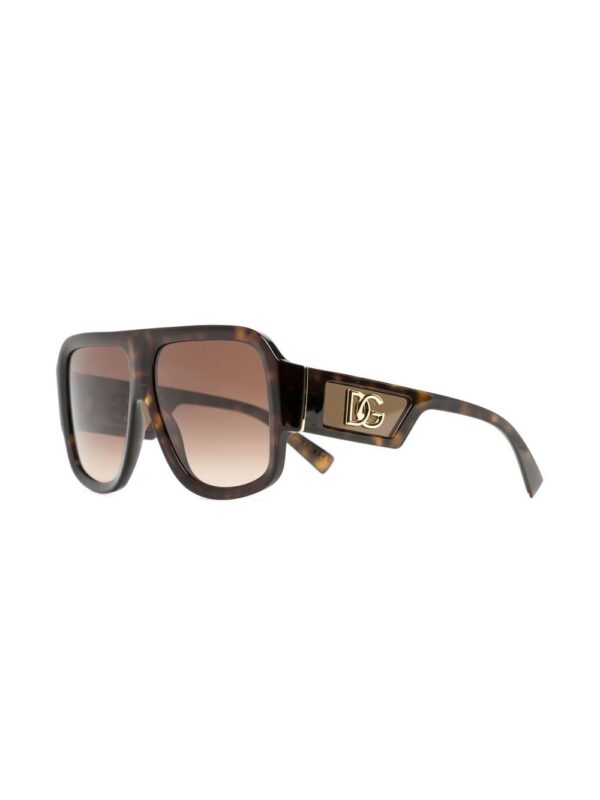 Dolce & Gabbana Eyewear DG4401 oversized-frame sunglasses - Image 2