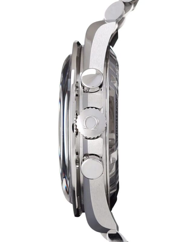 OMEGA  2022 unworn Speedmaster 42mm - Image 3