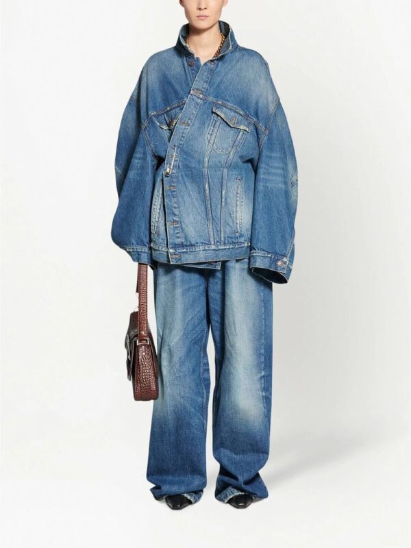 Balenciaga  twisted-sleeve oversize denim jacket - Image 2