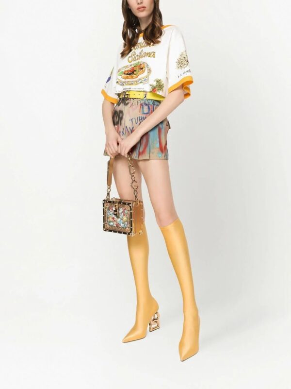 Dolce & Gabbana  slogan-print cropped T-shirt - Image 2