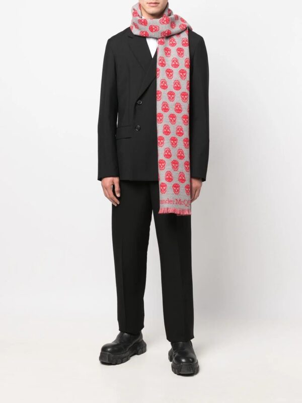 Alexander McQueen  all-over skull-print scarf - Image 2