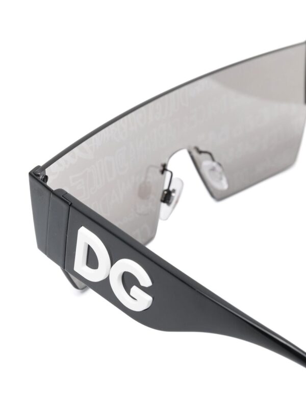Dolce & Gabbana Eyewear shield-frame lens-decal sunglasses - Image 3
