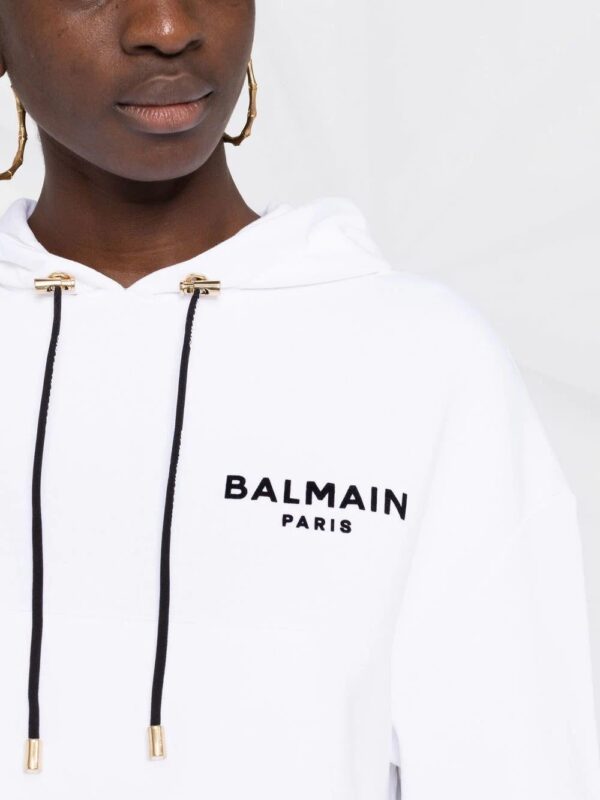 Balmain  logo-print cropped hoodie - Image 3