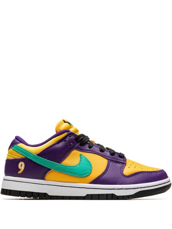 Nike  Dunk Low "Lisa Leslie" sneakers