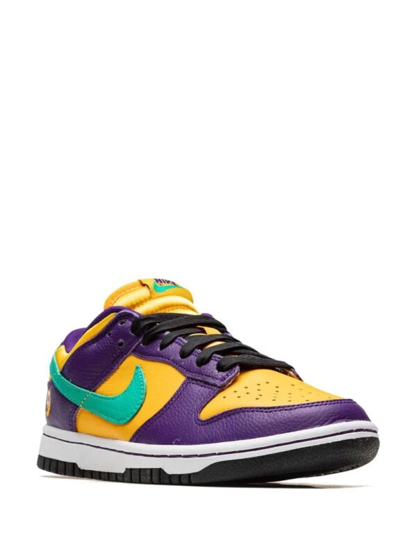 Nike  Dunk Low "Lisa Leslie" sneakers - Image 2