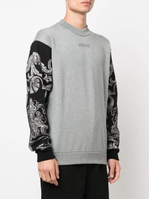 Versace  embroidered-logo long-sleeve sweatshirt - Image 3