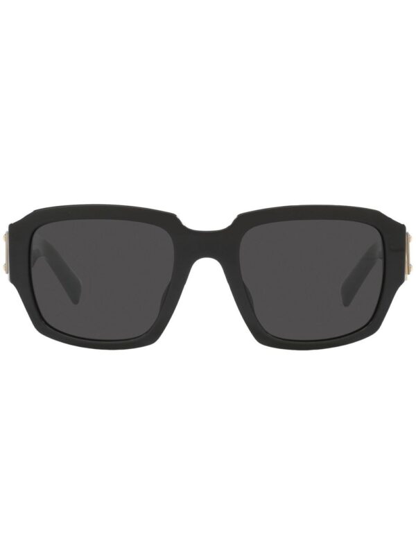 Dolce & gabbana  Eyewear logo-plaque oversized sunglasses