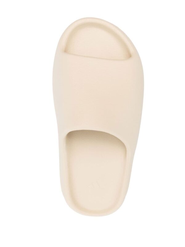 adidas Yeezy Bone' foam slides - Image 4