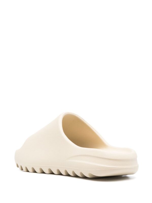 adidas Yeezy Bone' foam slides - Image 3