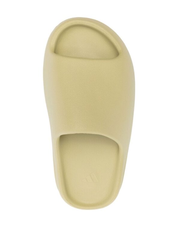 adidas Yeezy YEEZY 'Resin' slides - Image 4