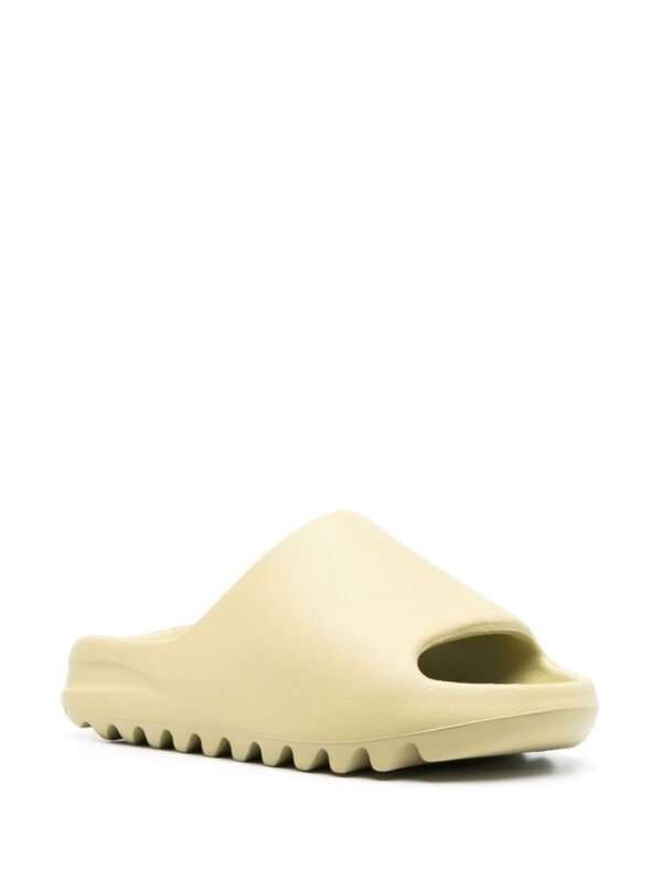 adidas Yeezy YEEZY 'Resin' slides - Image 2