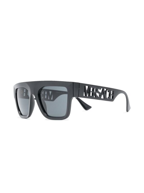Versace Eyewear oversize-frame sunglasses - Image 2