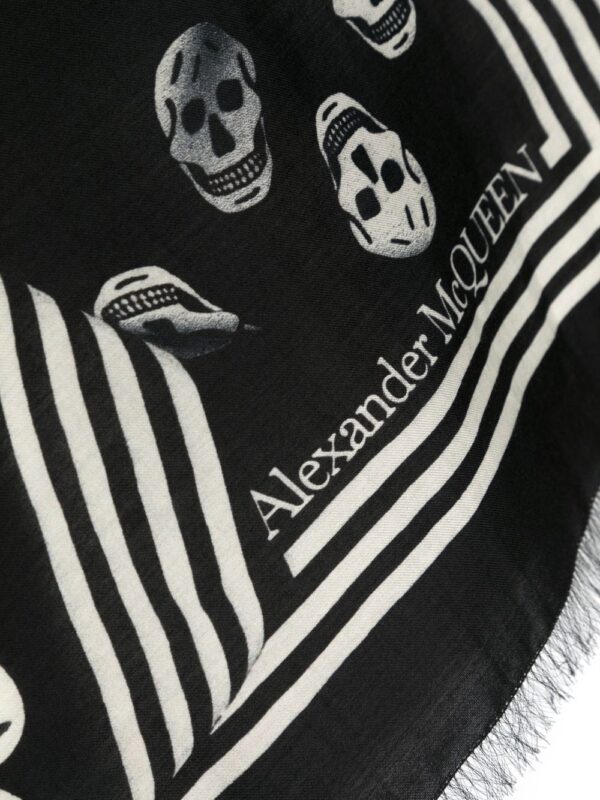 Alexander McQueen  distorted skull-patterned scarf - Image 2