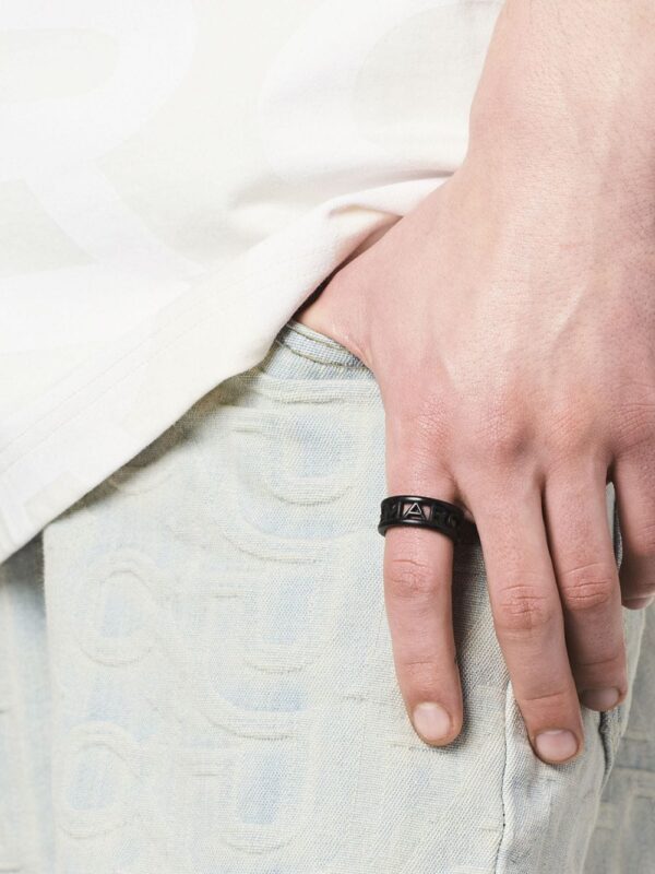 Marc Jacobs  The Monogram ring - Image 2