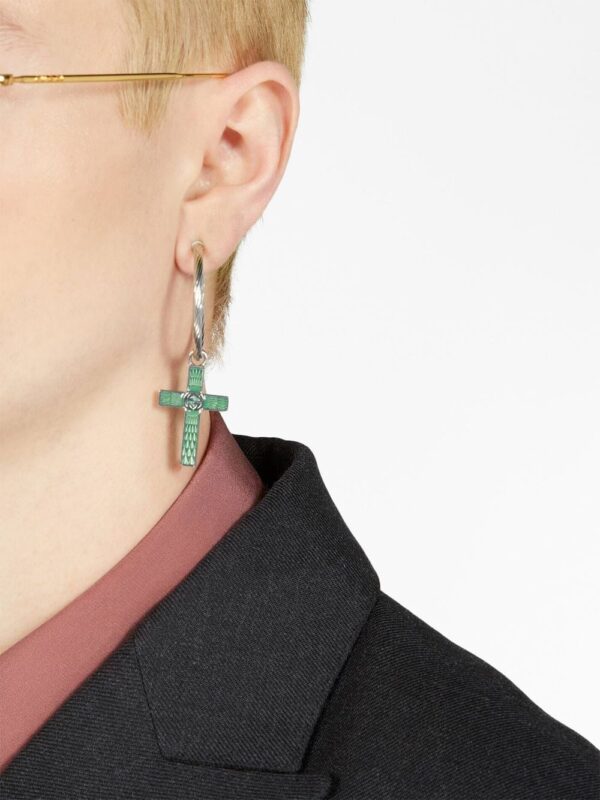 Gucci  Interlocking G enamel cross single earring - Image 4