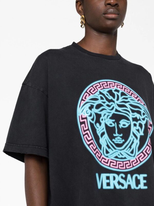 Versace  Medusa-appliqué cotton T-shirt - Image 3