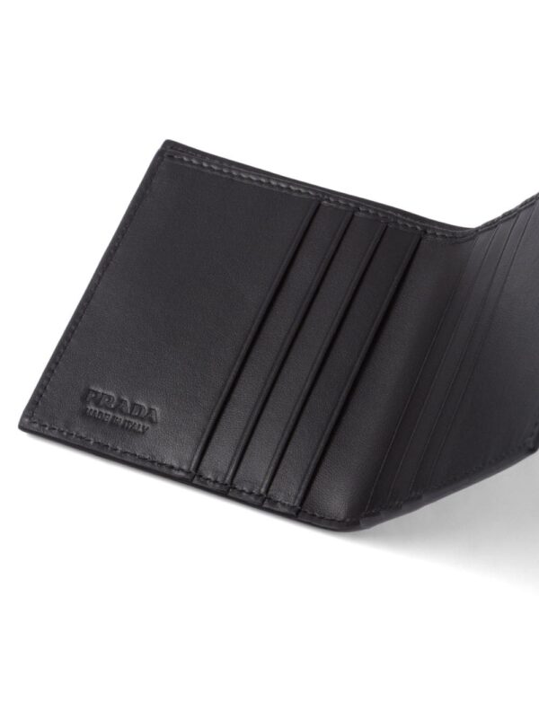 Prada pebbled-texture logo-plaque wallet - Image 5