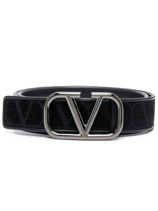 Louis Vuitton VLogo Signature buckle belt