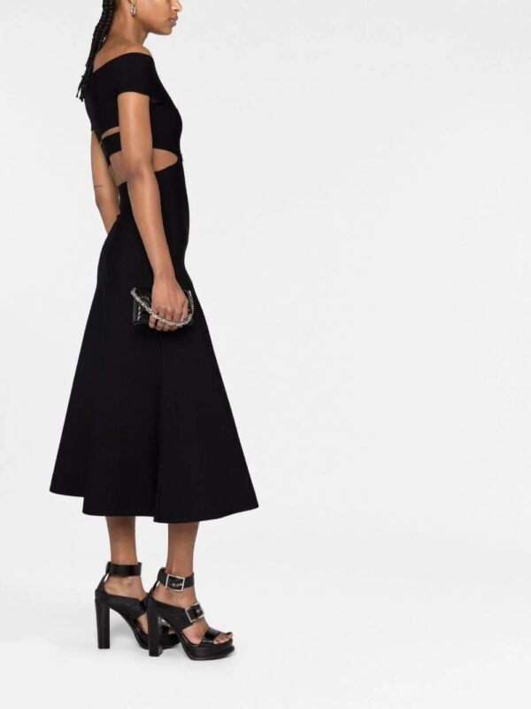 Alexander McQueen  off-shoulder flared midi dress - Image 4
