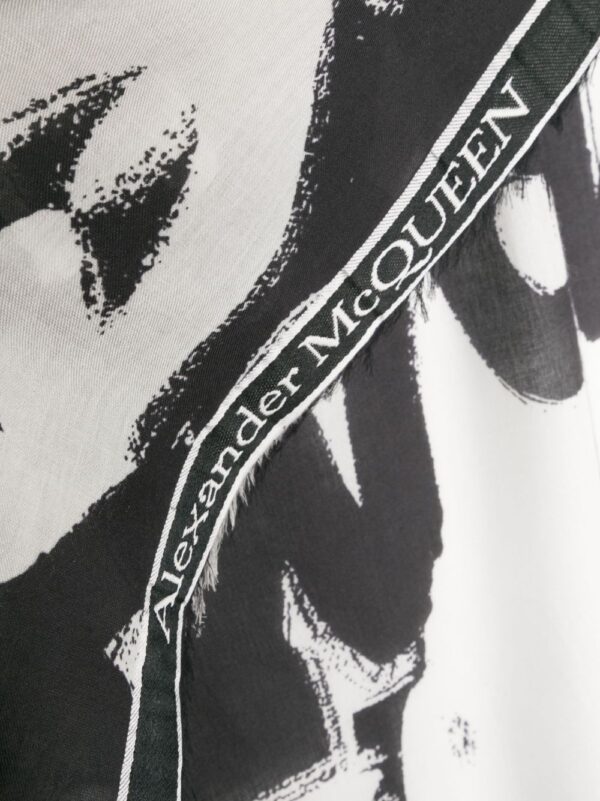 Alexander McQueen  logo-print silk scarf - Image 2