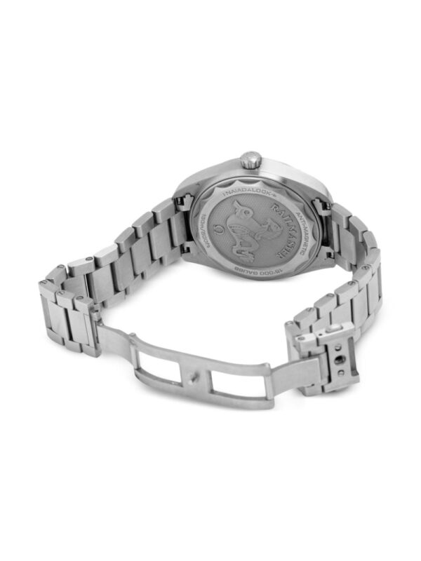 OMEGA 2021 pre-owned Railmaster 40mm - Image 4