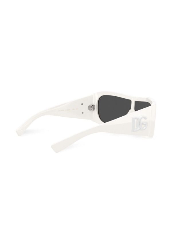 Dolce & Gabbana Eyewear DG Crossed shield-frame sunglasses - Image 4