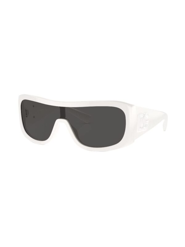 Dolce & Gabbana Eyewear shield-frame tinted sunglasses - Image 2