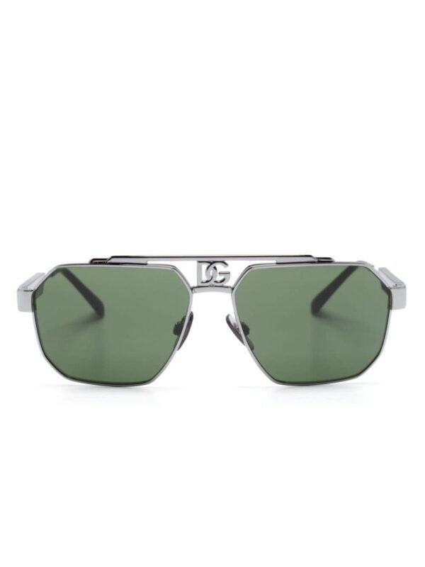 Dolce & Gabbana Eyewear monogram-plaque pilot-frame sunglasses