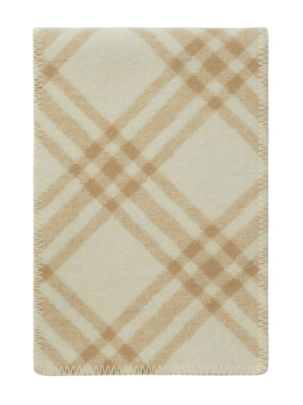 Burberry  logo-patch checked wool scarf - Image 2