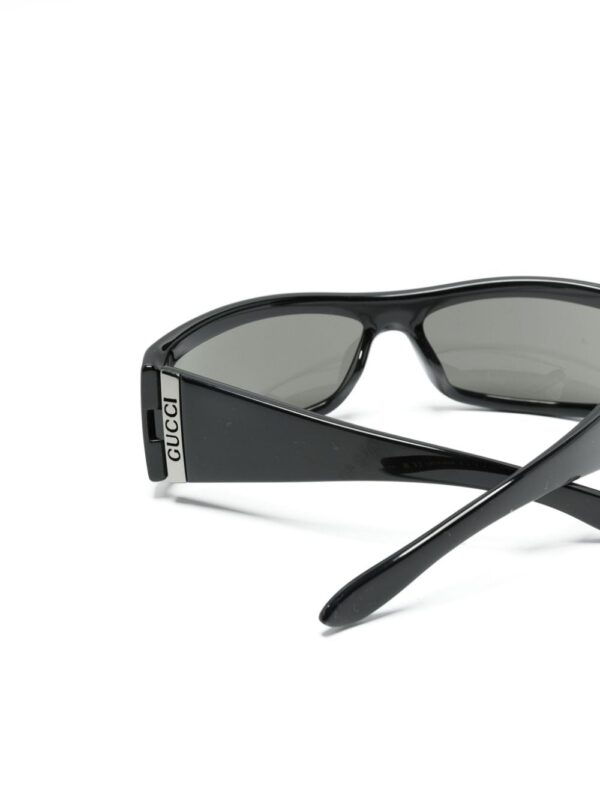 Gucci Eyewear tinted rectangle-frame sunglasses - Image 3