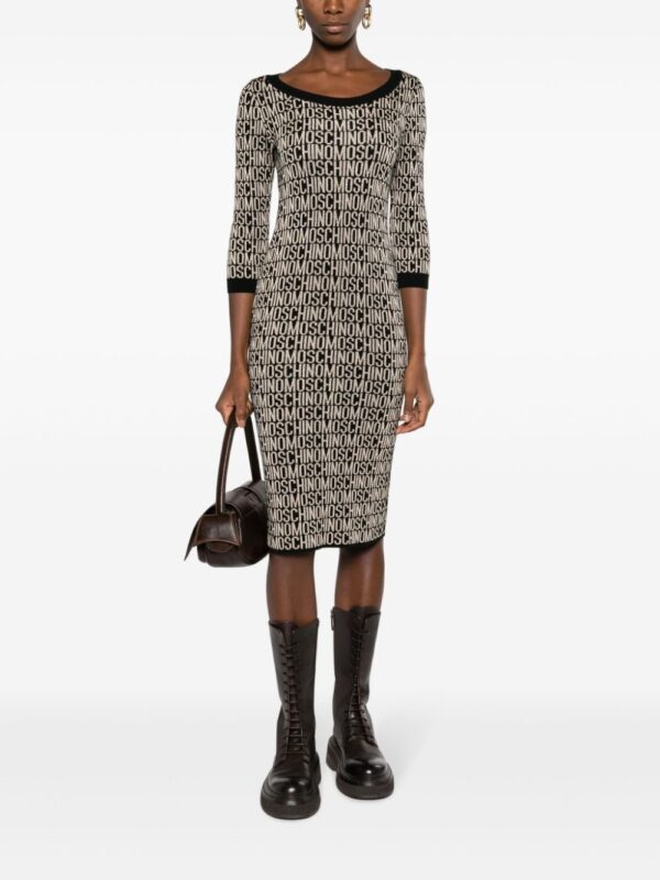 Moschino logo-jacquard knitted midi dress - Image 2