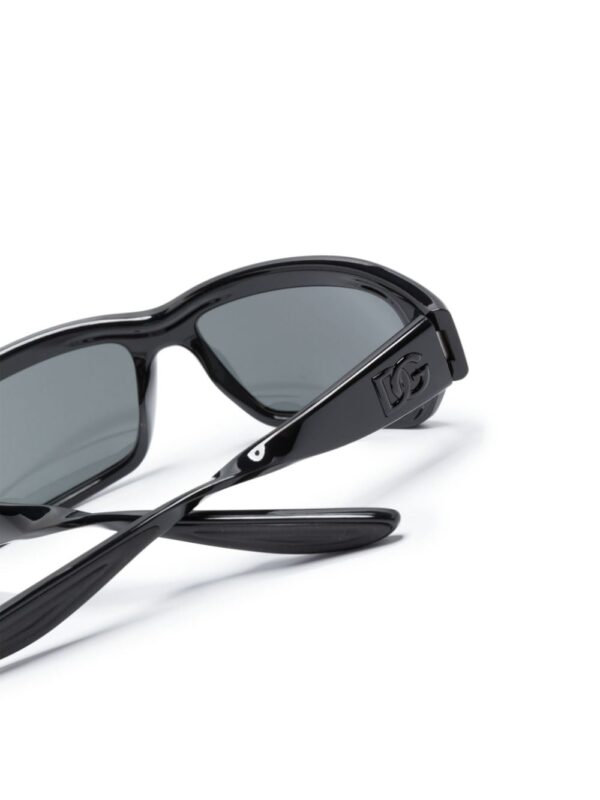 Dolce & Gabbana Eyewear logo-embossed rectangle-frame sunglasses - Image 3