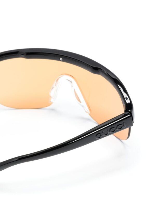Gucci Eyewear lens-decal shield-frame sunglasses - Image 3