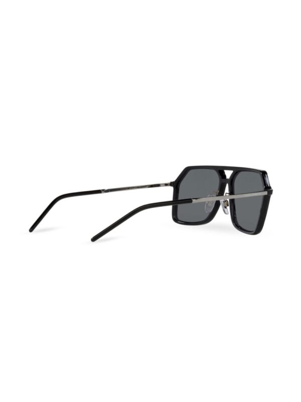 Dolce & Gabbana Eyewear logo-engraved oversize-frame sunglasses - Image 4