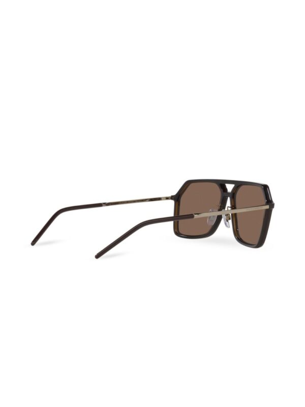Dolce & Gabbana Eyewear logo-engraved oversize-frame sunglasses - Image 4
