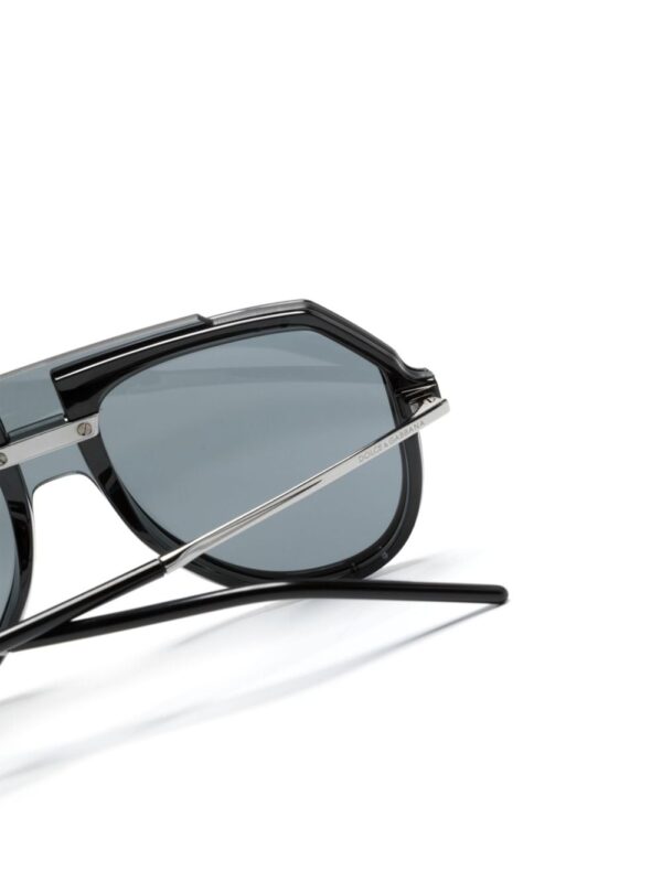 Dolce & Gabbana Eyewear oversized-frame tinted sunglasses - Image 3