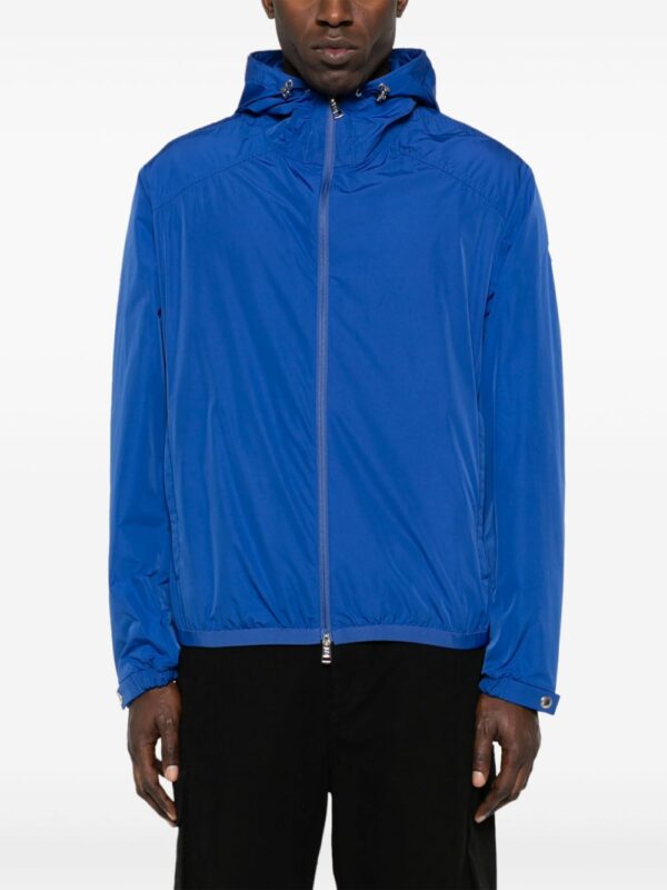 Moncler  slogan-print shell jacket - Image 3