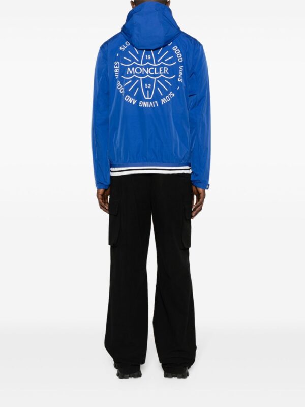Moncler  slogan-print shell jacket - Image 2
