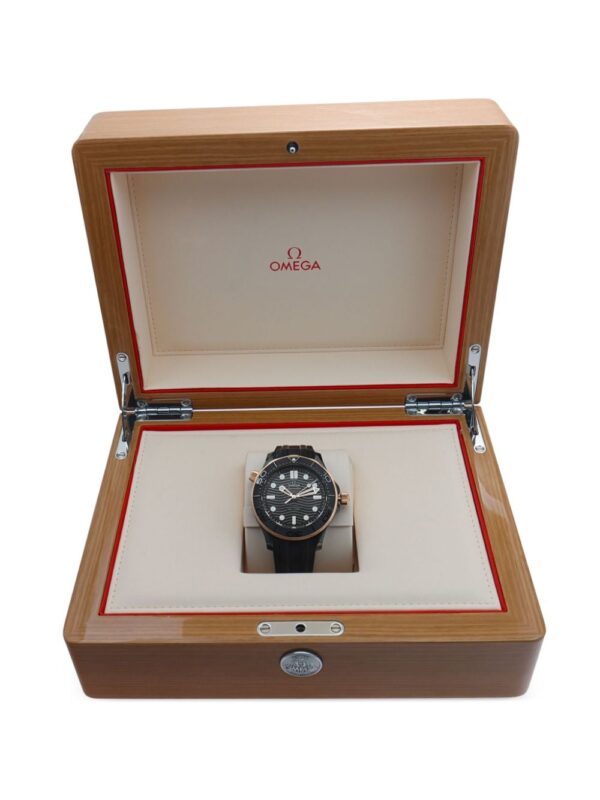 OMEGA pre-owned Seamaster Diver 44mm - Image 5