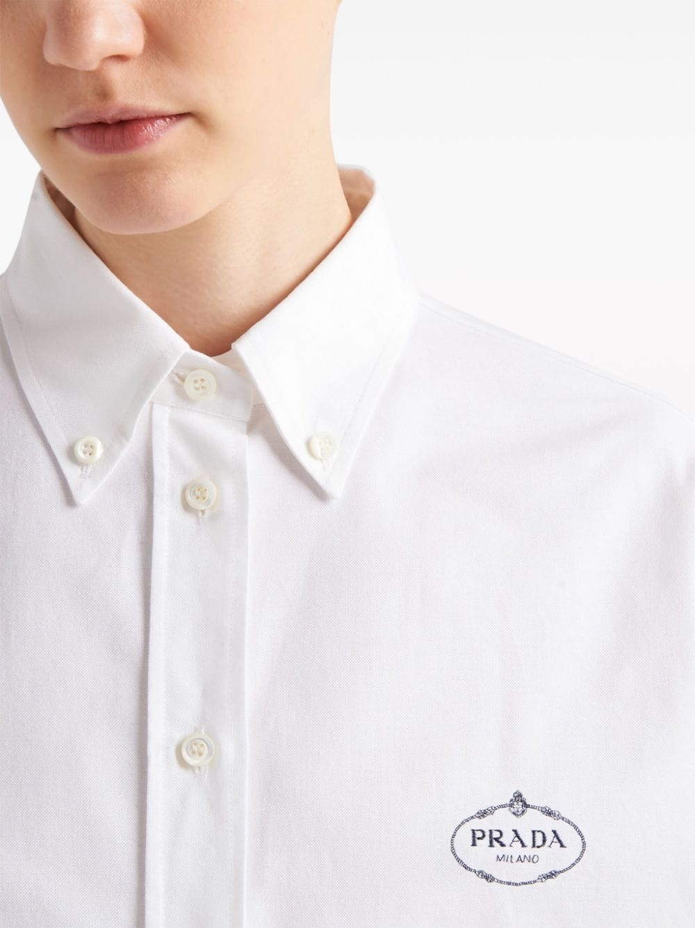 Prada logo-embroidered cotton shirt - Image 5