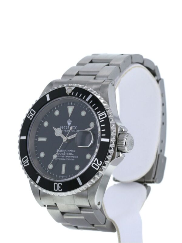 Rolex 1999 pre-owned Submariner Date 40mm - Image 2