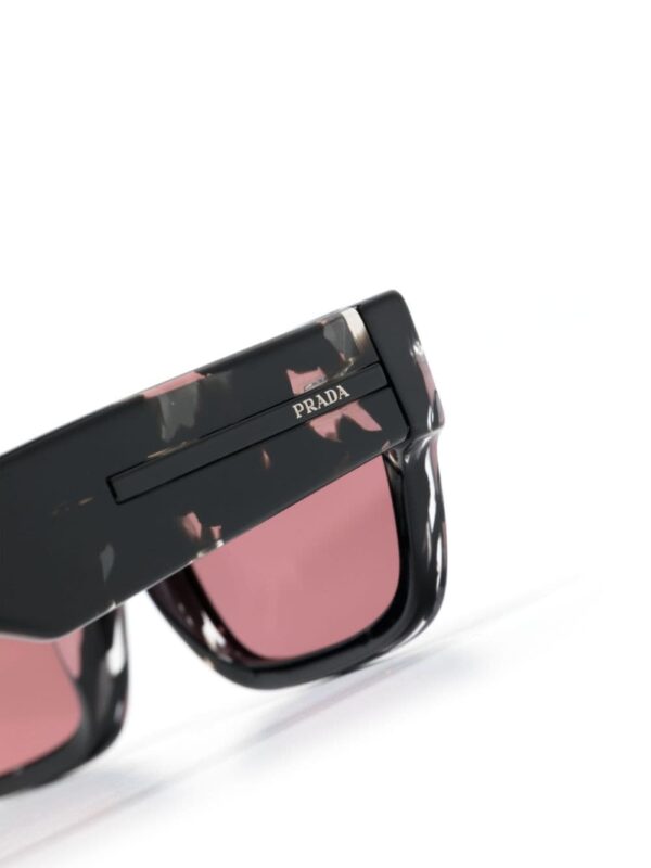 Prada Eyewear tortoiseshell rectangle-frame sunglasses - Image 3