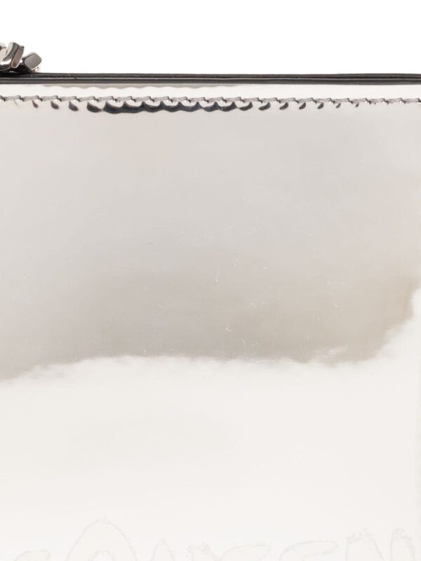 Alexander McQueen logo-print metallic chain wallet - Image 5