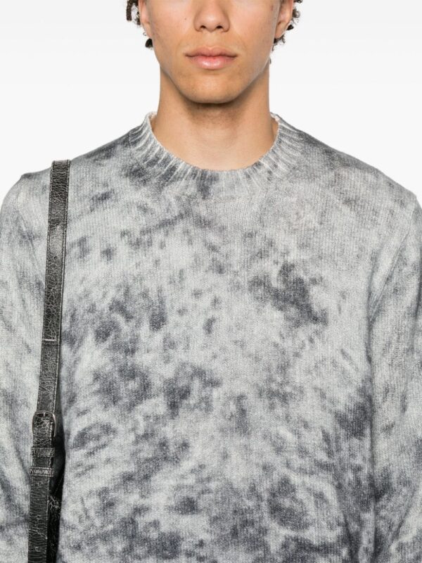 Acne Studios abstract-print jumper - Image 5